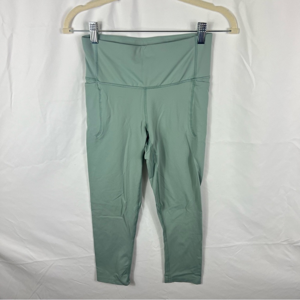 Under Armour Mint Green Cropped Leggings